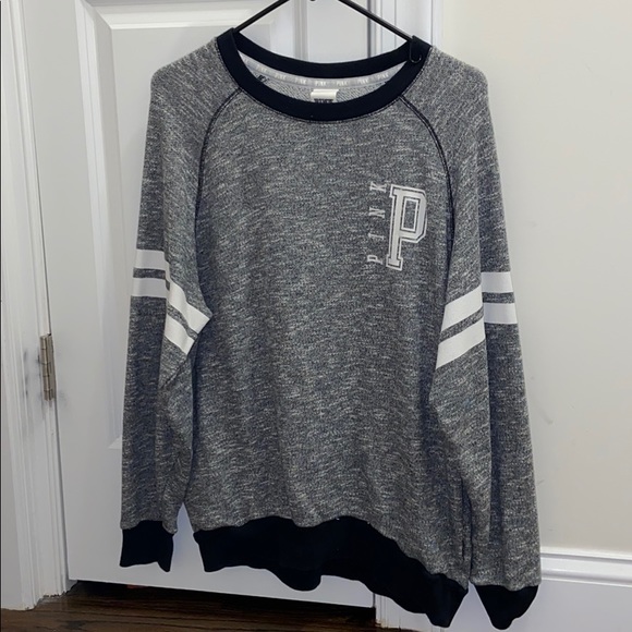 Victoria secret oversized sweater - Picture 1 of 4